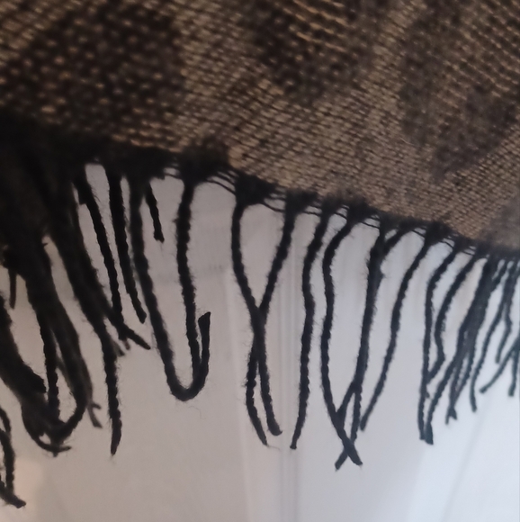 Woolrich Ruana - Picture 5 of 6